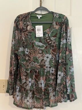love, Fire Floral Scoop Neck Top in Green, Brown & Cream NWT